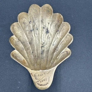 Cenicero vintage de latón concha de mar baratija plato cuenco - Imagen 1 de 2