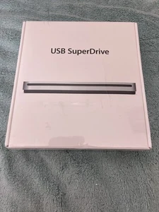 Unidad óptica externa APPLE NUEVA USB SuperDrive A1379 MD564ZM/A SELLADA DE FÁBRICA - Imagen 1 de 10
