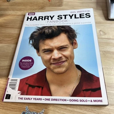 Harry Styles Magazine - Image 1 of 4