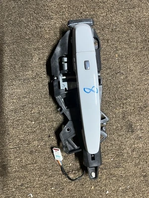 16-24 CHEVROLET CAMARO передний правый пассажир стороне внешней двери ручки ободок OEM - Изображение 1 из 3