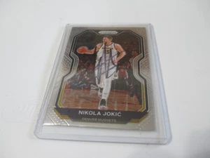 Tarjeta de baloncesto autografiada "Star" Panini Prizm Nikola Jokic Denver Nuggets 2021 - Imagen 1 de 2
