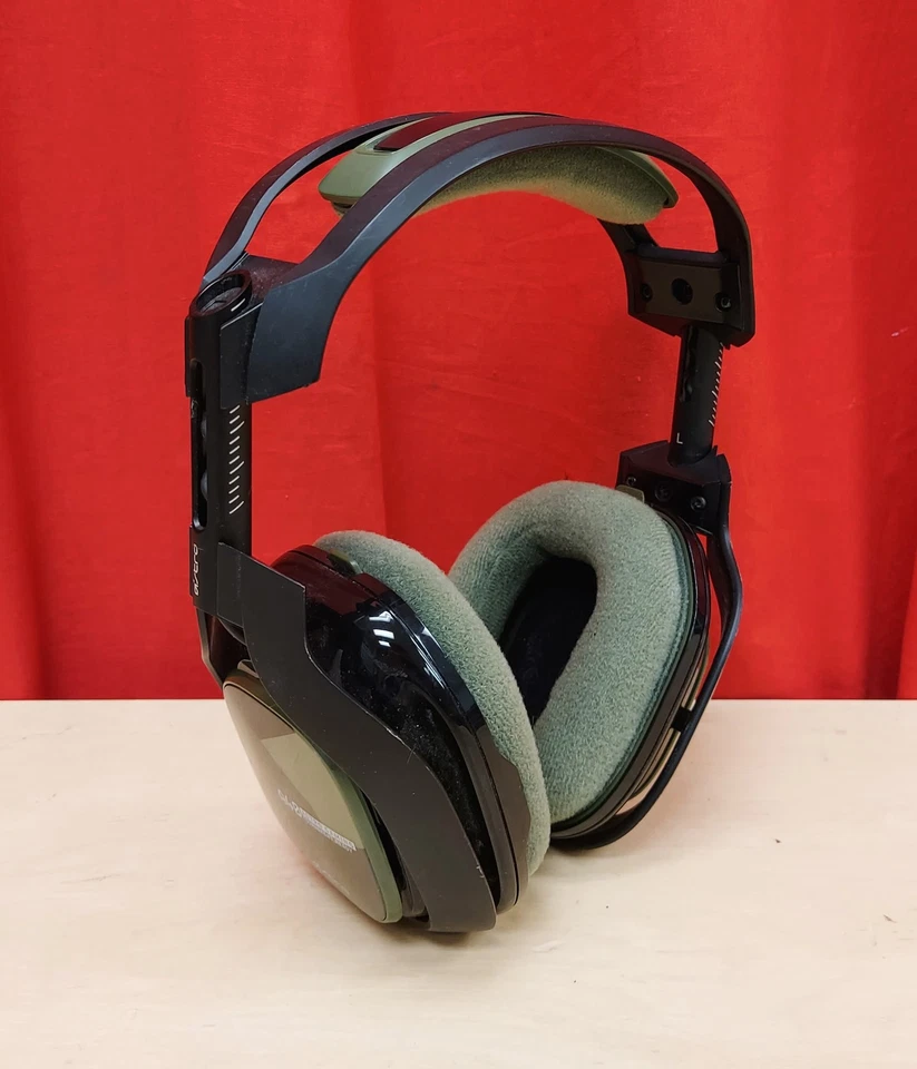 Astro Gaming A40 Tr Headset Mixamp M80 Black/olive For Xbox One Green 1676 - Image 1 of 4