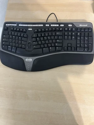 Microsoft Natural Ergonomic USB Keyboard 4000 v1.0 KU-0462 with Riser Tested  - Image 1 of 4