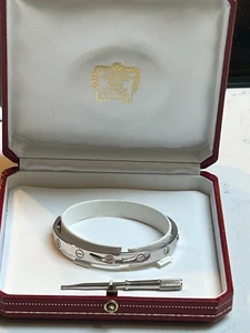 Cartier Love Bracelet, 18ct White Gold, 6 Diamonds, Size 17, Iconic bangle - Picture 1 of 15