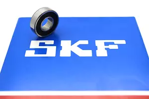 1 Stück SKF Rillenkugellager 6000-2RSH/C3 10x26x8 mm - Bild 1 von 1
