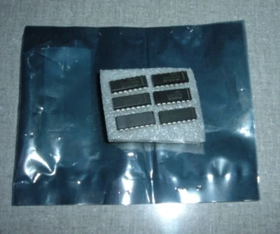 QTY of 6 Maxim MAX251CPD New Old Stock - Image 1 of 2