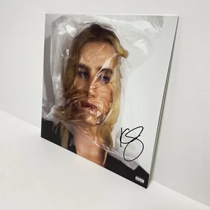 KESHA GAG Order SIGNED Bone Vinyl Album LP Limited Supply BRAND NEW AUTOGRAPHED  - Foto 1 di 8