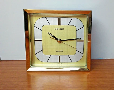 Seiko Vintage Quartz Battery Powered Alarm Clock Japan Cover