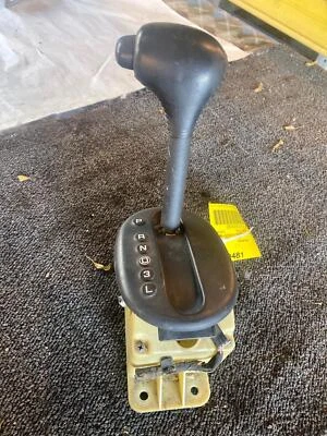 1995 CHRYSLER CIRRUS Floor Gear Shifter Lever Assembly Automatic Transmission - Image 1 of 4