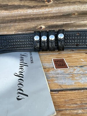 TEX SHOEMAKER 4 Don Hume Black Basket Leather Police Belt Keepers 2.25" Belt 1 Nickel 3/4"