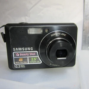 Samsung ES60 12.2MP Digital Camera Black Beauty Shot Fully Working - Picture 1 of 3