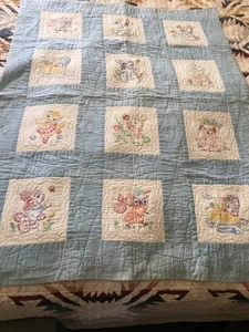 Vintage Handmade Hand Stitched Youth Baby Quilt Blue & White 37" x 49" - Picture 1 of 11