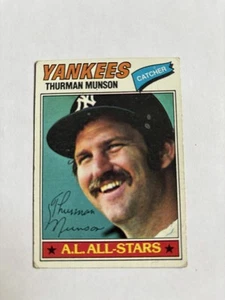 1977 Topps Thurman Munson Baseball Card - Picture 1 of 2