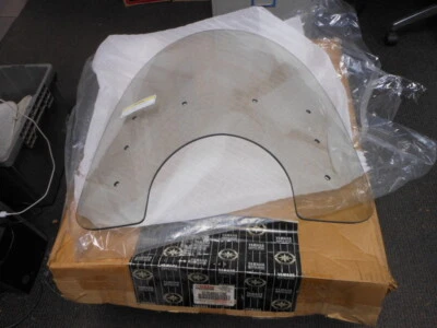 Nuevo de Lote Antiguo Yamaha Tinte Bronce Parabrisas Bajo 09-10 V-Star 650 XVS650 STR-5BN06-11-00 Foto 1 de 4