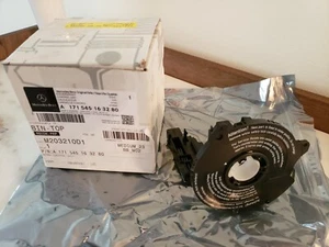OEM A1715451632 80 MBENZ-AMG CONSTANT STEERING LOCK SPRING CLOCK G500 G550 G55 - Picture 1 of 20