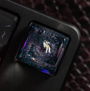 Astronaut Interstellar Galaxy Artisan Keycap Interstellar Galaxy Resin Custom KC - Picture 1 of 11
