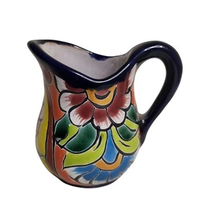 Pequeña jarra o crema de cerámica Talavera patrón floral colorido - Imagen 1 de 5