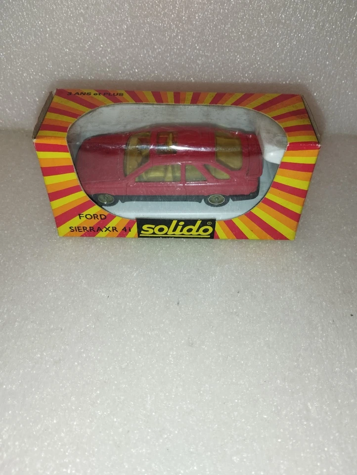 Ford Sierra XR 4i Solido 1:43 LEGGI DESCRIZIONE - Immagine 1 di 4