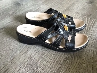 Sandálias Clarks coleção feminina tamanho 11 largas couro preto sandálias anabela deslizante - Imagem 1 de 4