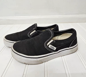 Vans Off the Wall slip On Black Classic Shoe Low top core trainer size 1 Y. - Picture 1 of 5