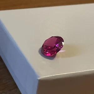 Lab Ruby 9.6 carats - Picture 1 of 4