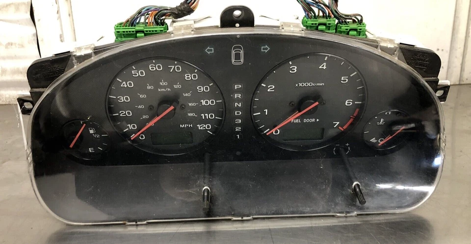 Cuadro medidor velocímetro instrumento Subaru Legacy 2001 2002 2,5 A/T Foto 1 de 4