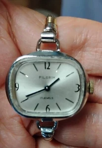 Vintage Pilgrim Ladies Watch Wind Silver Tone 17 Jewels! - Picture 1 of 3