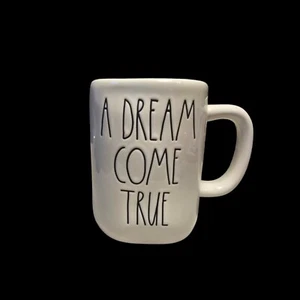 Rae Dunn Disney A DREAM COME TRUE Princess Cinderella Castle Coffee Tea Mug 16oz - Picture 1 of 3