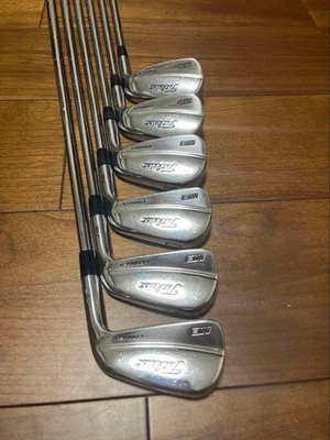 Titleist iron set MB716 FLEX-x 5-PW used - Image 1 of 4