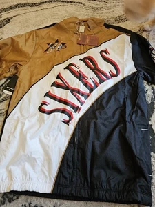 Neu mit Etikett Philadelphia 76ers Mitchell & Ness NBA Basketball Jacke kleines Team  - Bild 1 von 5