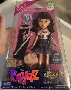 BRATZ 2002 STRUT IT 1st Edition JADE, Toy Of The Year With Poster Inside - Picture 1 of 10