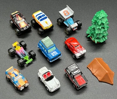 Micro Máquinas De Colección Galoob Paquete Mixto 11 piezas Lote de Trabajo Árbol Tienda Coches Porsche Foto 1 de 3