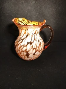 ART GLASS AMBER WITH END OF THE DAY WHITE GLASS STRETCHED PITCHER HAND BLOWN - Picture 1 of 12