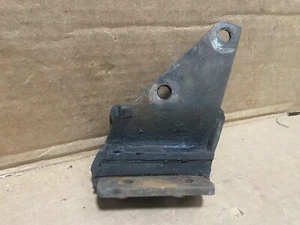 GM 758081 Left Rear Engine Mount - 1949 - 1953 Oldsmobile with 8 Cylinder Engine - Picture 1 of 6