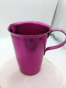 50er Jahre lila/rosa eloxierter Aluminium Krug - Bild 1 von 8