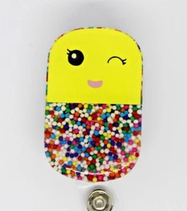 Carrete de insignia Happy Meds soporte de identificación HECHO A MANO enfermera RX Dr farmacéutico píldoras farmacéuticas UCI - Imagen 1 de 2