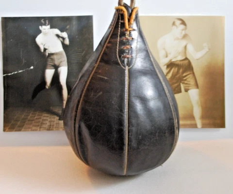 MacGregor Speedbag Boxing G484 Black Leather Vintage 1940's 2 Vintage Pictures Cover