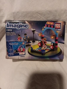 Singers with Stage Crew BricTek Imagine Building Block Construction 12034 NEW SE - Picture 1 of 8