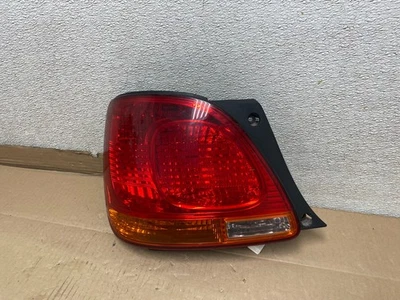 Luz trasera izquierda conductor OEM U2840 DW Lexus GS300 GS400 GS430 2001-2005 Foto 1 de 4