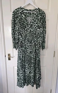 Whistles Animal Print Dress Size 18 Green Long Sleeves Shirred V Neck - Picture 1 of 13