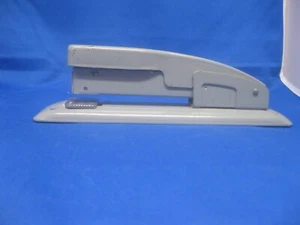 Vintage Retro Battleship Gray Swingline 400 Stapler Heavy Duty - Picture 1 of 9