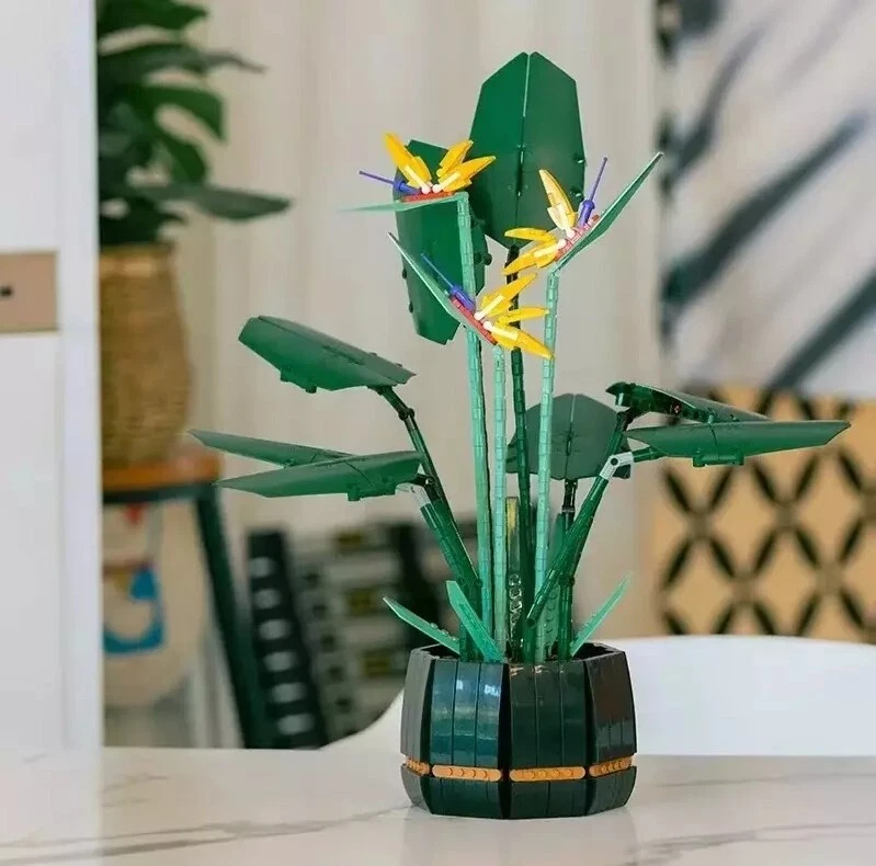 New Bird of Paradise Botanical Collection 10289 Building Blocks Toy Bricks Set - Image 1 of 4