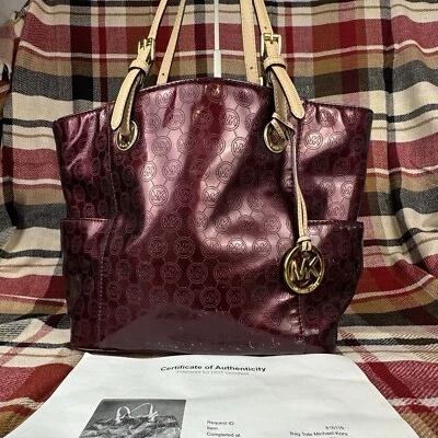Bolso de hombro Michael Kors Jet Set para mujer rojo charol firma certificado de autenticidad Foto 1 de 4