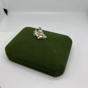 (1637)Vintage Sterling Silver Old Charm - Picture 1 of 8