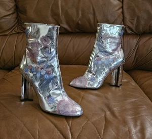 Women's Louis Vuitton Silver Enamel Designer Luxury Ankle Bootie Size 6 US - Picture 1 of 17