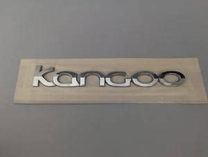 Emblema distintivo logo originale Renault posteriore sinistro vicino NS Kangoo 908954573R - Foto 1 di 3