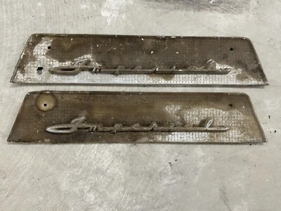 Chrysler 300 Imperial New Yorker 1955 1956 Windsor placa de sellado moldura de puerta Foto 1 de 3