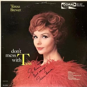 TERESA BREWER AUTÓGRAFO FIRMADO A MANO ÁLBUM LP "no te metas con Tess" - Imagen 1 de 2