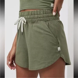 Vuori Halo Performance Short Heather Green Size Small - Picture 1 of 8