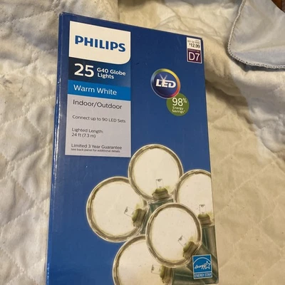 Philips 25 G40 Globe Lights Warm White D7 Indoor/Outdoor 24ft - Image 1 of 4
